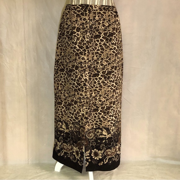 Kim Roger’s Signature Leopard and Floral Print Maxi Skirt - Picture 2 of 7